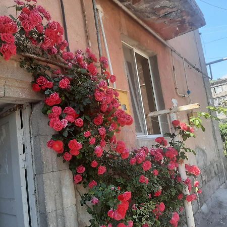 Aregak B&B And Tours Goris Buitenkant foto