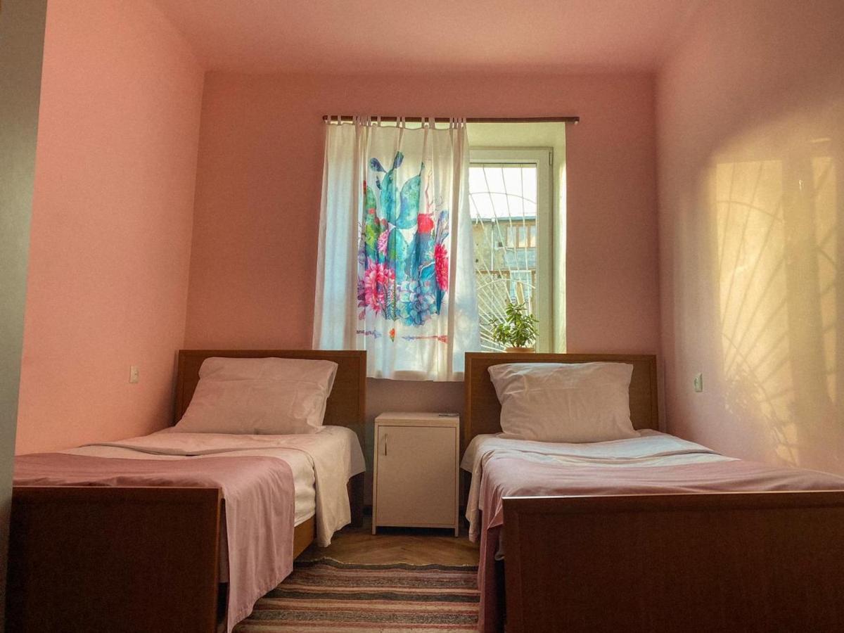 Aregak B&B And Tours Goris Buitenkant foto